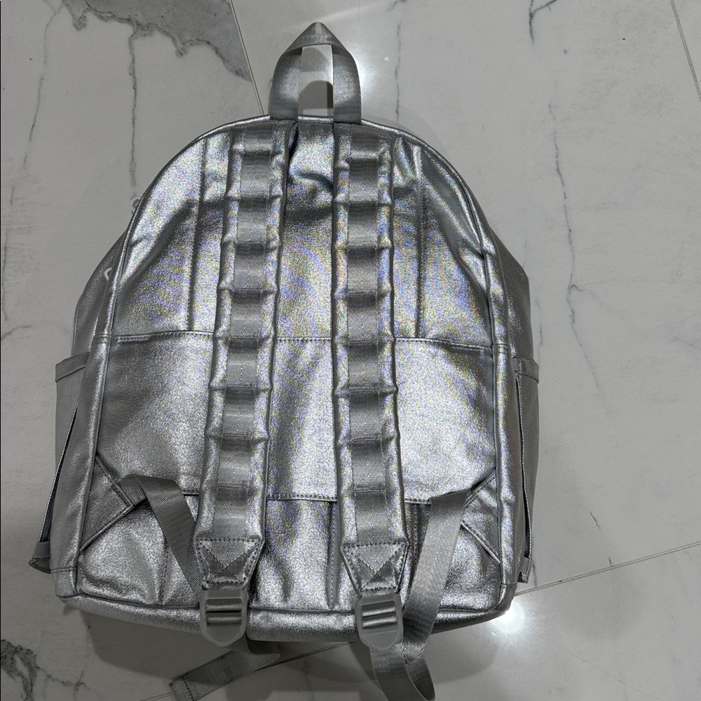 State Backpack - Picture 2 of 4